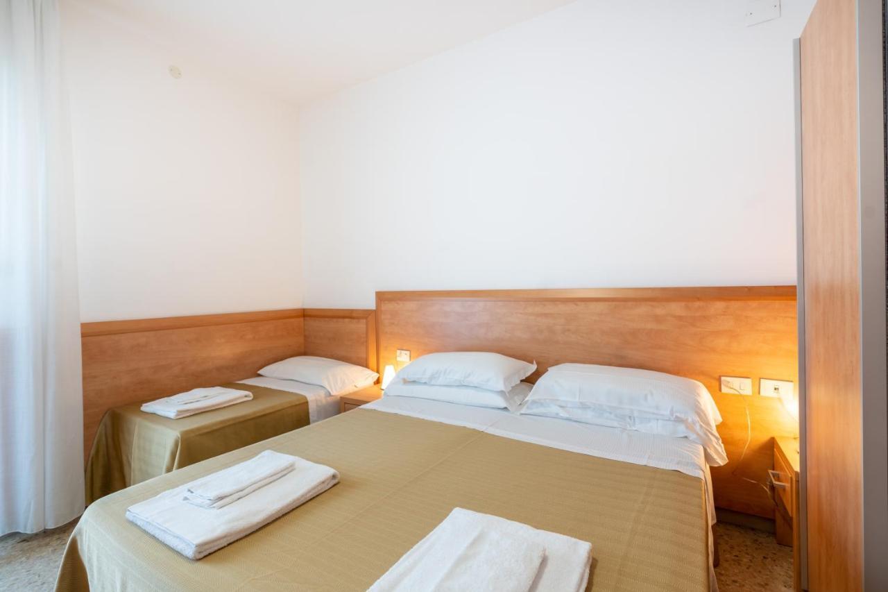 פינטו Hotel La Pineta מראה חיצוני תמונה