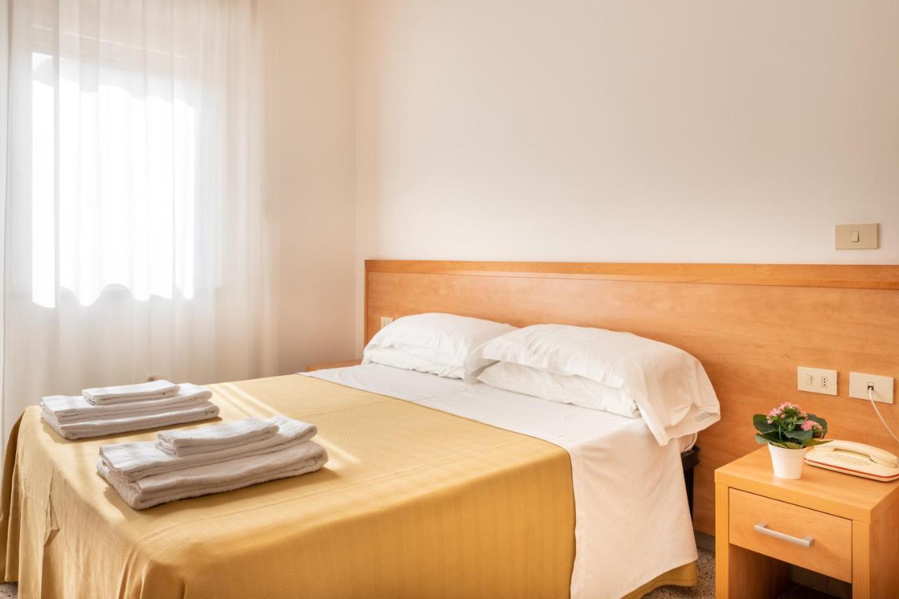 פינטו Hotel La Pineta מראה חיצוני תמונה