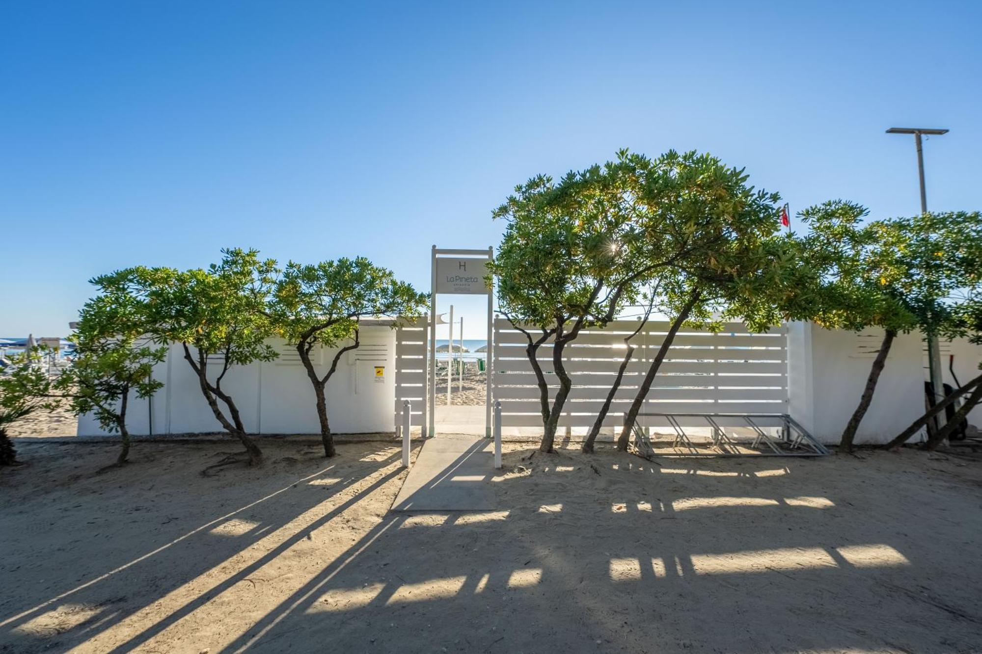 פינטו Hotel La Pineta מראה חיצוני תמונה
